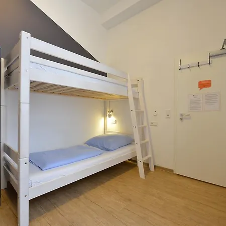 Townside Hostel *